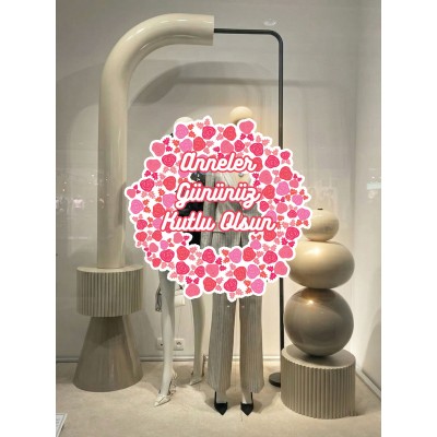 Anneler Gününüz Kutlu Olsun Güllü Cam Vitrin Stickerı 50cm