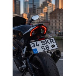 Öpücük Sticker - Dudak Sticker - Araba Motor Plaka Sticker 4,5x3cm