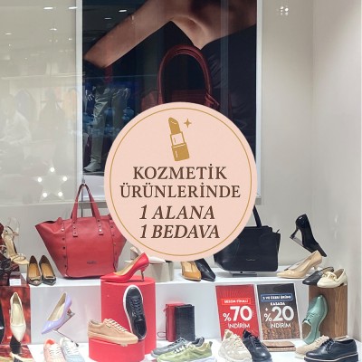 Kozmetik Ürünlerinde 1 Alana 1 Bedava Vitrin Stickerı – Pastel Pembe Kampanya Cam Etiketi