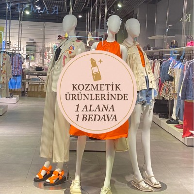 Kozmetik Ürünlerinde 1 Alana 1 Bedava Vitrin Stickerı – Pastel Pembe Kampanya Cam Etiketi