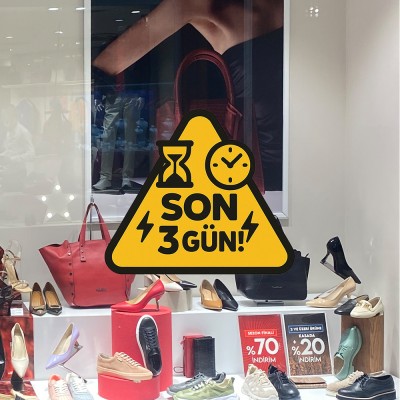 Son 3 Gün Vitrin Stickerı – Kampanya Bitiş Uyarısı İçin Dikkat Çekici Cam Etiketi