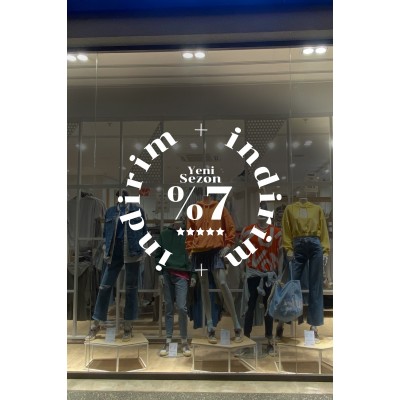 Yeni Sezon Ürünlerde %7 İndirim Yazısı Mağaza Vitrin Stickerı