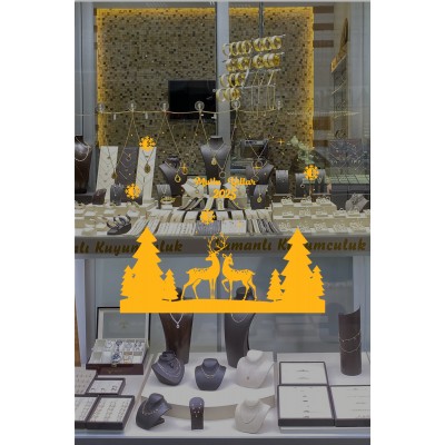 Yılbaşı Süslemeleri Ağaçlar Arasında Geyikler 2025Yazısı 115x100cm