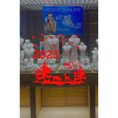 Geyikler Çam Ağaçları Kar Taneleri 2025 Yazısı Yılbaşı Süslemeleri Ev Vitrin Yılbaşı Stickerı