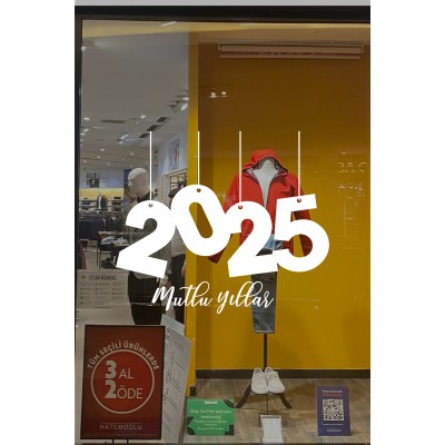 Yılbaşı Vitrin için İp İle Asılmış 2025 Yazısı Sticker 115x100cm