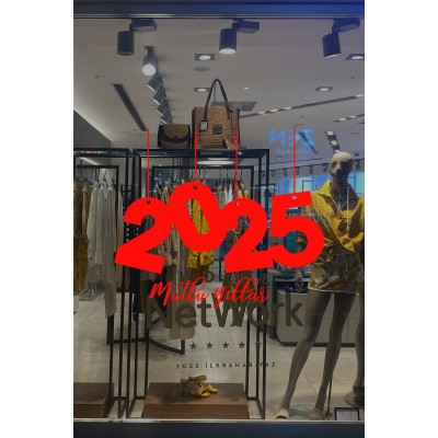 Yılbaşı Vitrin için İp İle Asılmış 2025 Yazısı Sticker 115x100cm