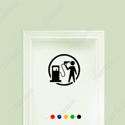 Benzin Pompası İle İntihar Eden Sticker Yapıştırma