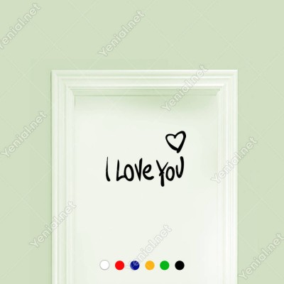 I love You Yazısı ve Sağ Üstte Kalp İşareti Sticker