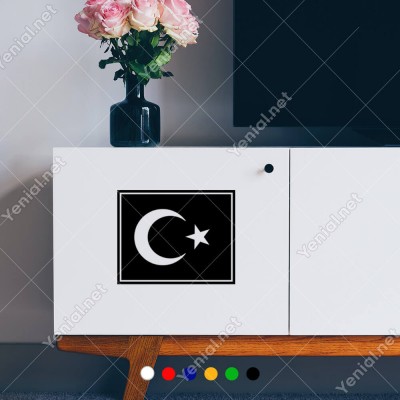 Türk Bayrağı Çerçeveli Sticker Yapıştırması