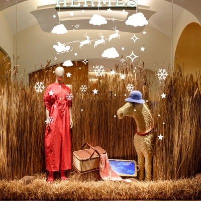 Sevimli Geyikler Noel Baba Kar Taneleri ve Yılbaşı Vitrin Stickerları 70x70cm Ev Vitrin Yılbaşı Stickerı