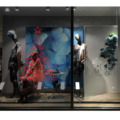 Yıldızlar İle Oluşturulmuş Yılbaşı Ağacı Süslemesi 76x115Cm