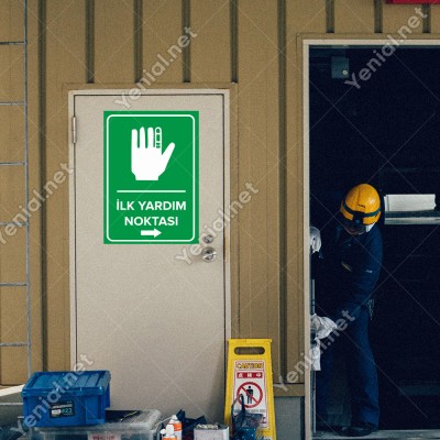 İlk Yardım Noktası Sağ Ok Levhası