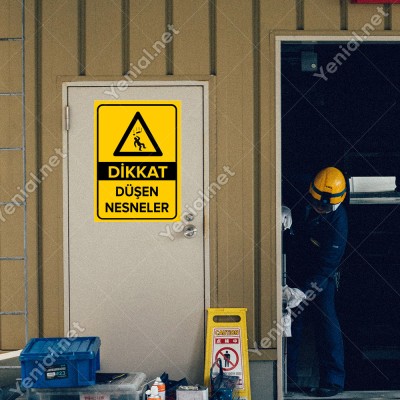 Dikkat Düşen Nesneler Levhası