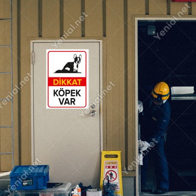 Dikkat Köpek Var Levhası / Boston Terrier